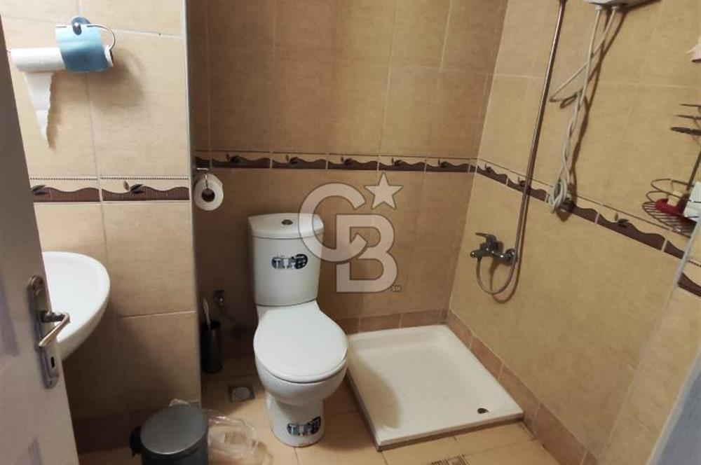 Korkuteli Merkez Uzunoluk'ta Satılık 2+1 Katta,Ayrı Mutfak