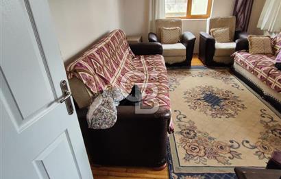 Korkuteli Merkez Uzunoluk'ta Satılık 2+1 Katta,Ayrı Mutfak