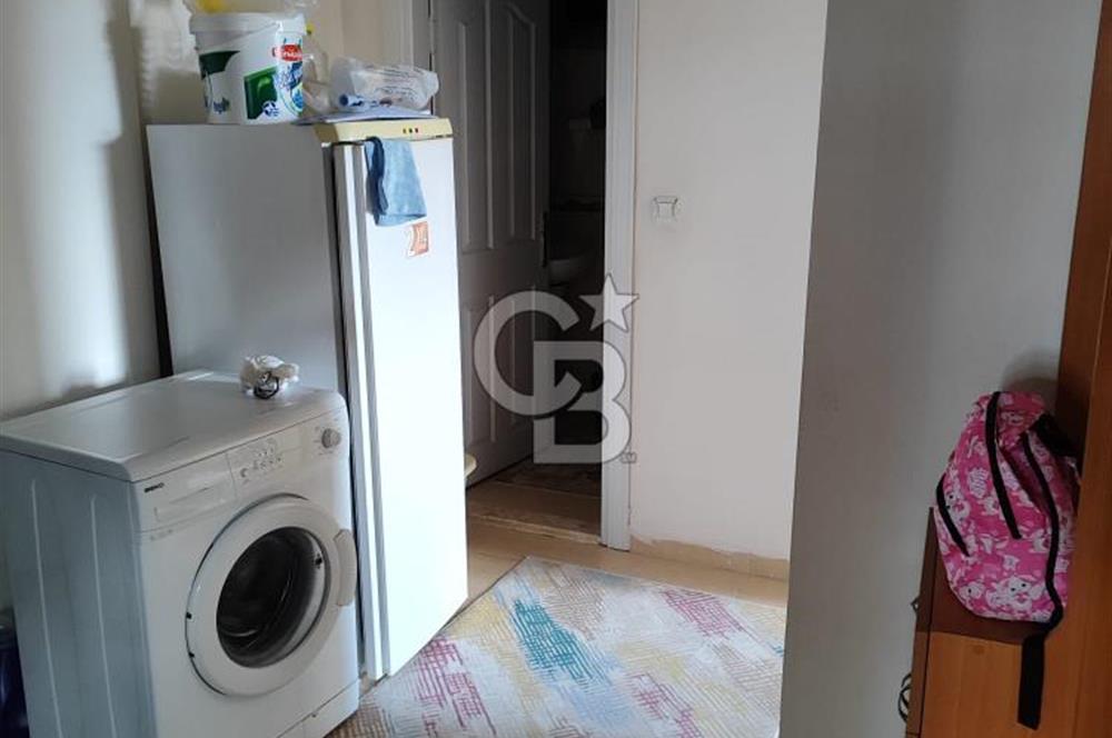 Korkuteli Merkez Uzunoluk'ta Satılık 2+1 Katta,Ayrı Mutfak