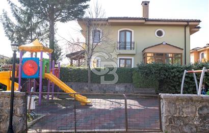 KURTKÖY PARK VİLLALARI NDA 6+2 SATILIK VİLLA