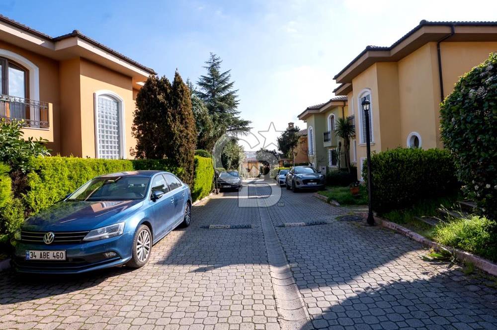 KURTKÖY PARK VİLLALARI NDA 6+2 SATILIK VİLLA