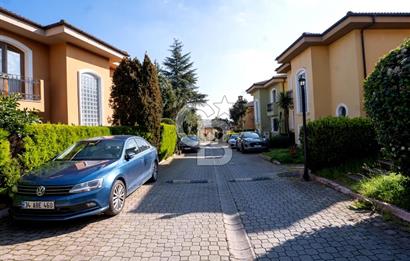 KURTKÖY PARK VİLLALARI NDA 6+2 SATILIK VİLLA
