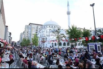 TABELA DEĞERİ YÜKSEK KUYUMCU FAST FOOD A UYGUN YÜRÜYÜŞ YOLUNDA - 1 - 341269