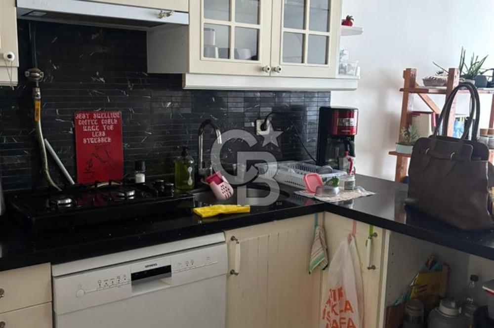 ortaköyde çok güzel konumda fırsat daire