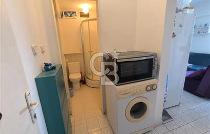 AYVALIK SARIMSAKLI'DA DENİZE 100 METRE – ÖZEL PLAJLI SİTEDE EŞYALI DAİRE