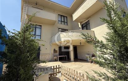 Aile Yaşamına Özel Modern Tasarımlı 4+2 Müstakil Villa