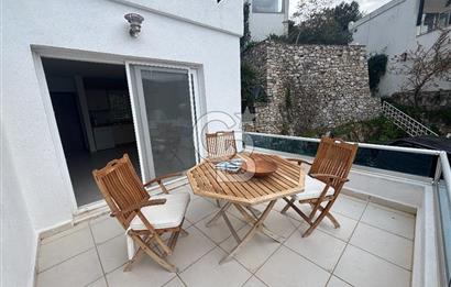 Bodrum Torba Satılık Deniz Manzaralı Kapalı Garaj Tripleks Villa 