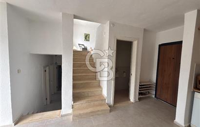 Bodrum Torba Satılık Deniz Manzaralı Kapalı Garaj Tripleks Villa 