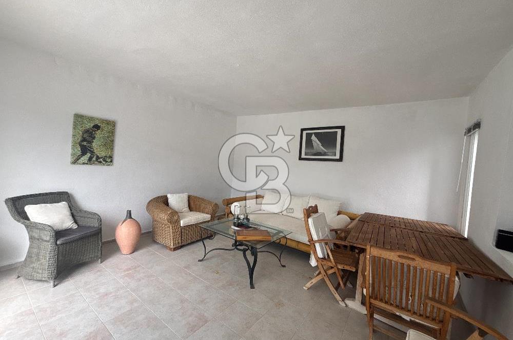 Bodrum Torba Satılık Deniz Manzaralı Kapalı Garaj Tripleks Villa 