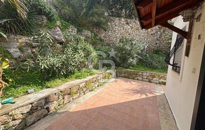 Bodrum Torba Satılık Deniz Manzaralı Kapalı Garaj Tripleks Villa 