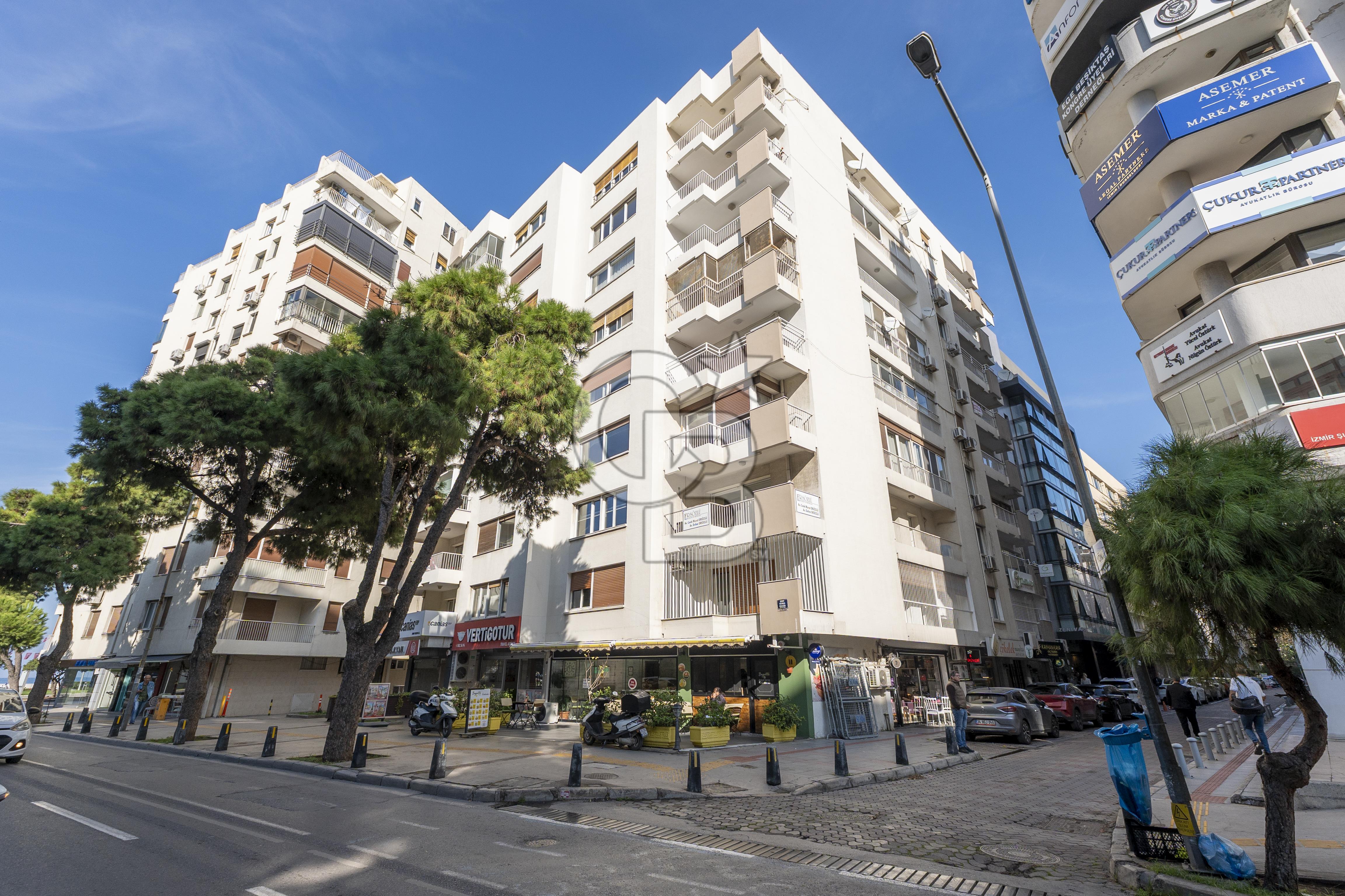 ALSANCAK ŞEHİT NEVRES BULVARI TABELA DEĞERİ YÜKSEK SATILIK OFİS