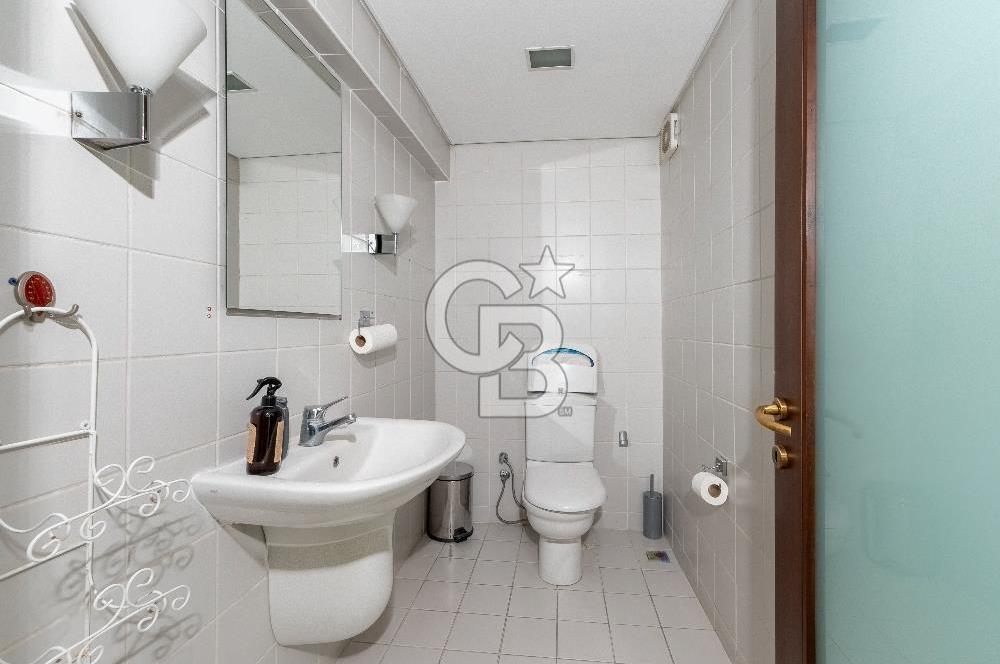 ALSANCAK ŞEHİT NEVRES BULVARI TABELA DEĞERİ YÜKSEK SATILIK OFİS