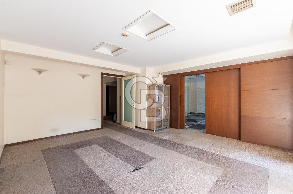 ALSANCAK ŞEHİT NEVRES BULVARI TABELA DEĞERİ YÜKSEK SATILIK OFİS