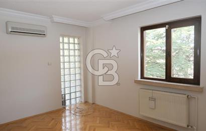 Bahçeli Yeşil Vadi Sitesi Satılık Köşe Villa