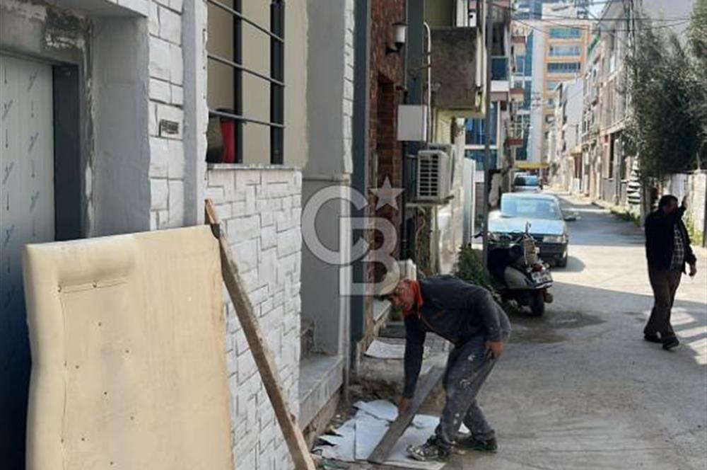 Karşıyaka Örnekköy'de Doğalgazlı, Asansörlü Sıfır 1+1 Daire