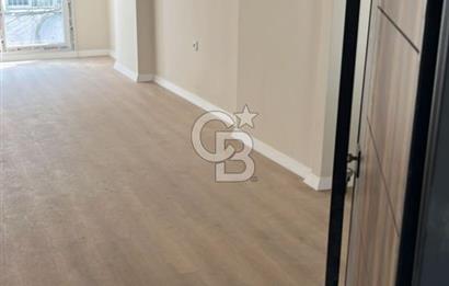 Karşıyaka Örnekköy'de Doğalgazlı, Asansörlü Sıfır 1+1 Daire