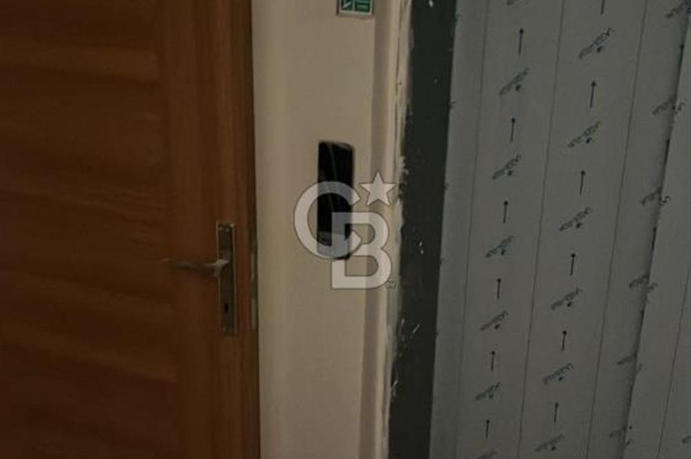Karşıyaka Örnekköy'de Doğalgazlı, Asansörlü Sıfır 1+1 Daire