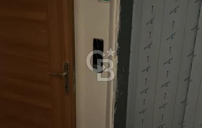 Karşıyaka Örnekköy'de Doğalgazlı, Asansörlü Sıfır 1+1 Daire