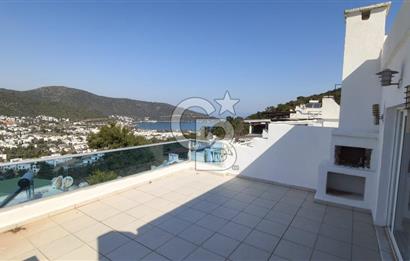 Bodrum Torba Satılık Deniz Manzaralı Kapalı Garaj Tripleks Villa 