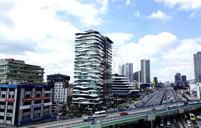 E-5 METRO ÇIKIŞI METRO OFİS'TE KİRALIK GENİŞ OFİS