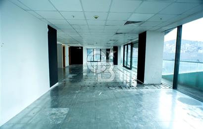 E-5 METRO ÇIKIŞI METRO OFİS'TE 285 M2 KİRALIK GENİŞ OFİS