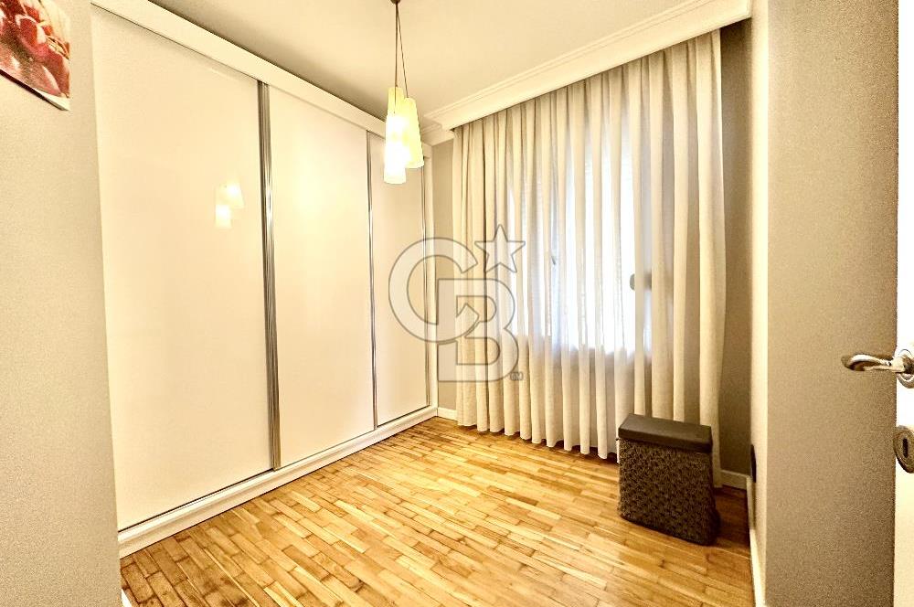 Kalamış Fenerbahçe Sahile Ordu Evi'ne Yakın Full Özel Eşyalı 2+1