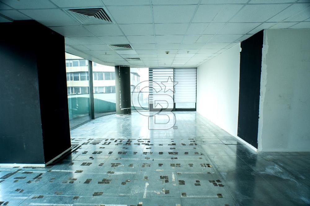 E-5 METRO ÇIKIŞI METRO OFİS'TE 285 M2 KİRALIK GENİŞ OFİS