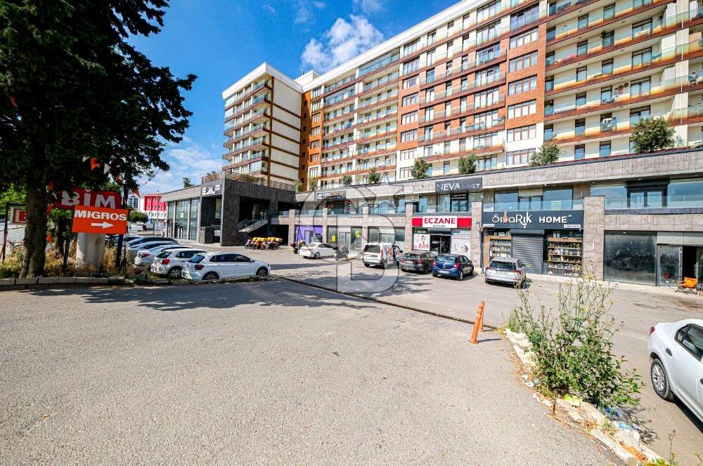 AYDOSLAND'DA 227 M2 SATILIK MİGROSA KOMŞU DÜKKAN