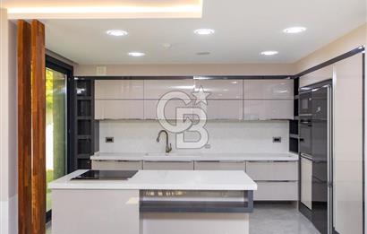 Kuşadası Karaova'da Özel Havuzlu Lüks Malikane