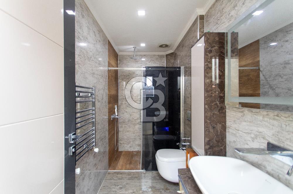 Kuşadası Karaova'da Özel Havuzlu Lüks Malikane