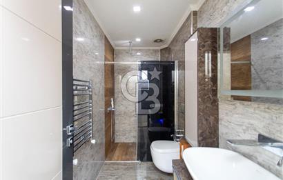 Kuşadası Karaova'da Özel Havuzlu Lüks Malikane