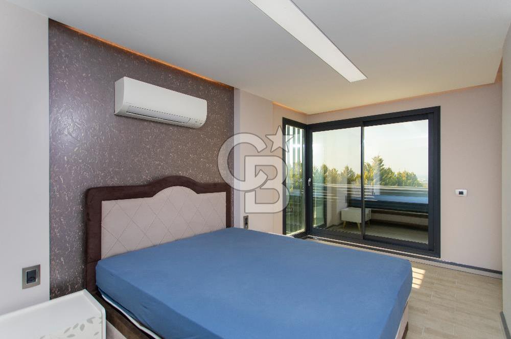 Kuşadası Karaova'da Özel Havuzlu Lüks Malikane