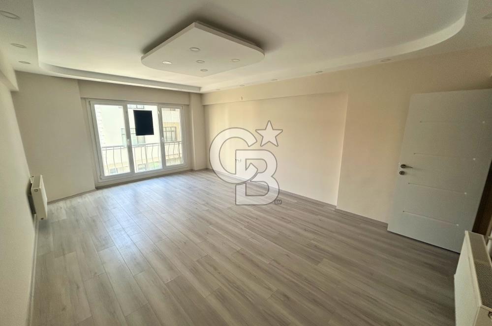 Çanakkale Lapseki Merkez'de Çarşıya Çok Yakın Geniş 3+1 Daire