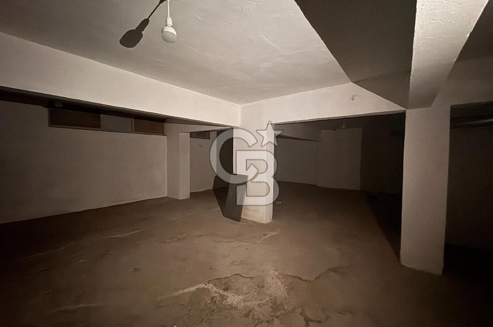 Kasımpaşa Muhsin Yazıcıoğlu Caddesi 360 M2 Kiralık 2 Katlı Dükkan