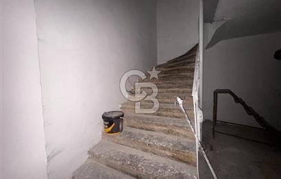 Kasımpaşa Muhsin Yazıcıoğlu Caddesi 360 M2 Kiralık 2 Katlı Dükkan