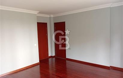 Göztepe Çimenzar Sokak'ta 4+1 Daire