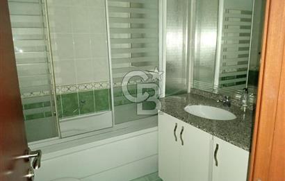 Göztepe Çimenzar Sokak'ta 4+1 Daire