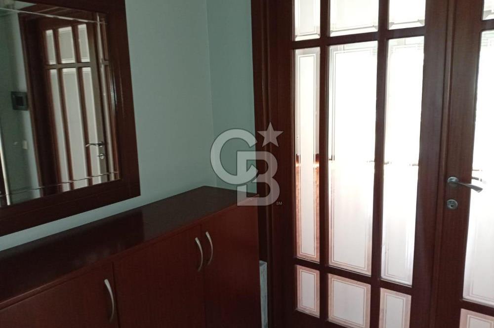 Göztepe Çimenzar Sokak'ta 4+1 Daire