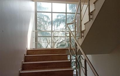 Göztepe Çimenzar Sokak'ta 4+1 Daire