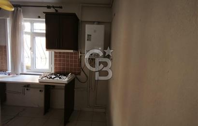 ÜSKÜDAR'IN KALBİNDE 2+1 DAİRE