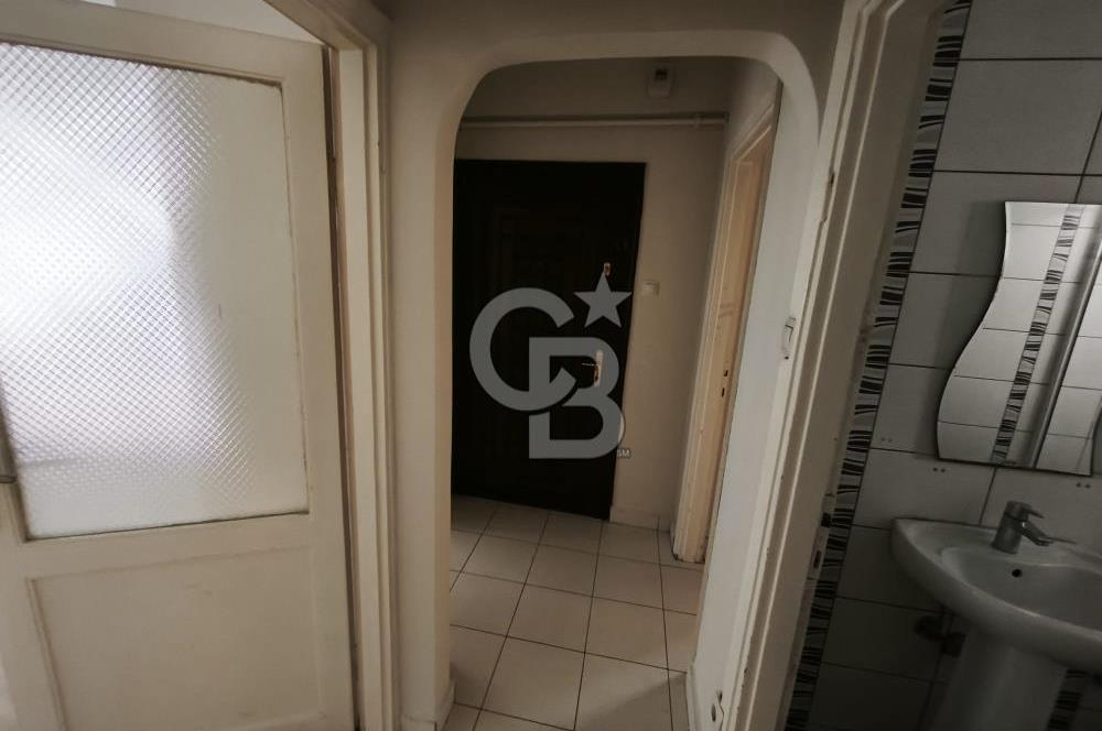 ÜSKÜDAR'IN KALBİNDE 2+1 DAİRE