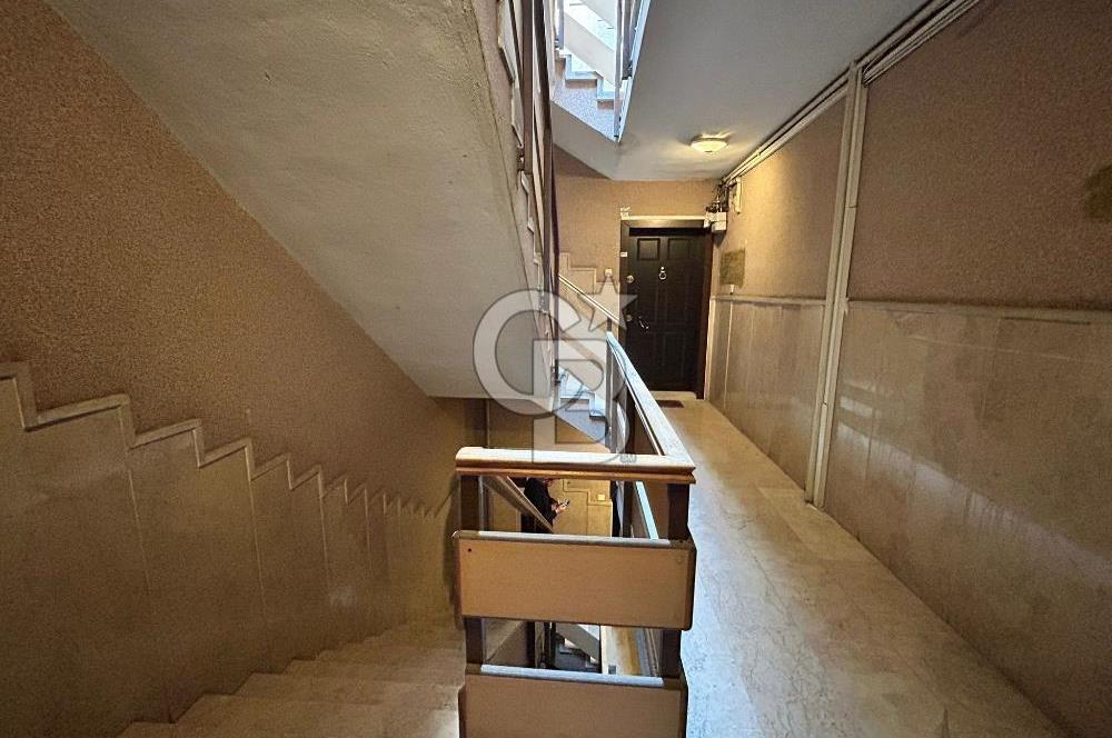 JOHN F. KENNEDY CAD. ÜZERİ SATILIK 1+1 OFİS & BÜRO