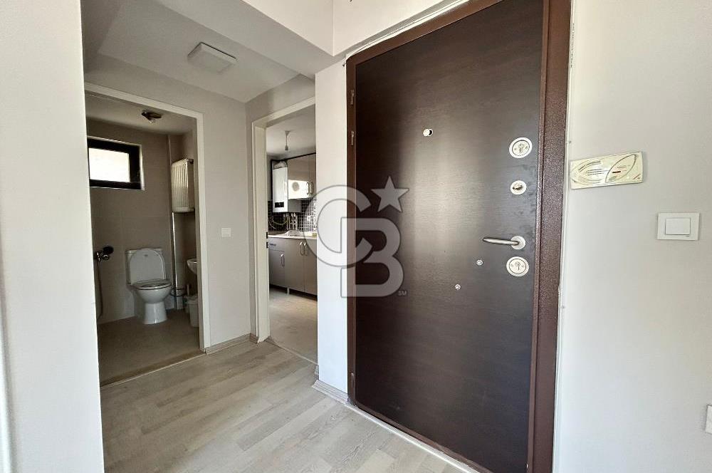 JOHN F. KENNEDY CAD. ÜZERİ SATILIK 1+1 OFİS & BÜRO