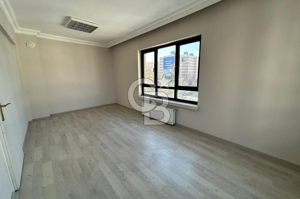 JOHN F. KENNEDY CAD. ÜZERİ SATILIK 1+1 OFİS & BÜRO