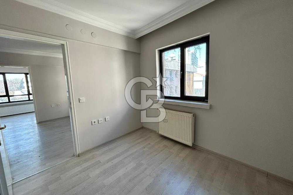 JOHN F. KENNEDY CAD. ÜZERİ SATILIK 1+1 OFİS & BÜRO