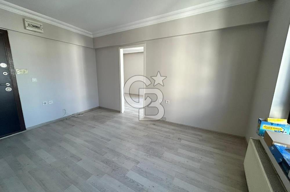 JOHN F. KENNEDY CAD. ÜZERİ SATILIK 1+1 OFİS & BÜRO