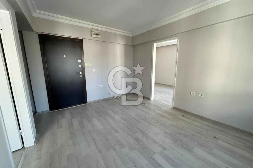 JOHN F. KENNEDY CAD. ÜZERİ SATILIK 1+1 OFİS & BÜRO