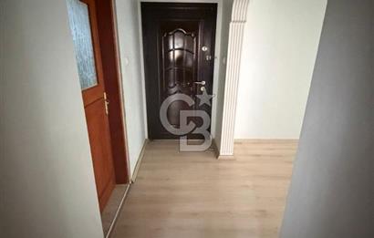 Kartal Topselvi Mahallesinde Üç Artı Bir Kiralık Daire