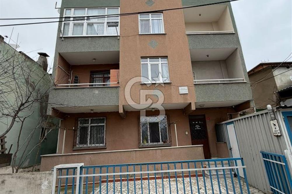 Kartal Topselvi Mahallesinde Üç Artı Bir Kiralık Daire
