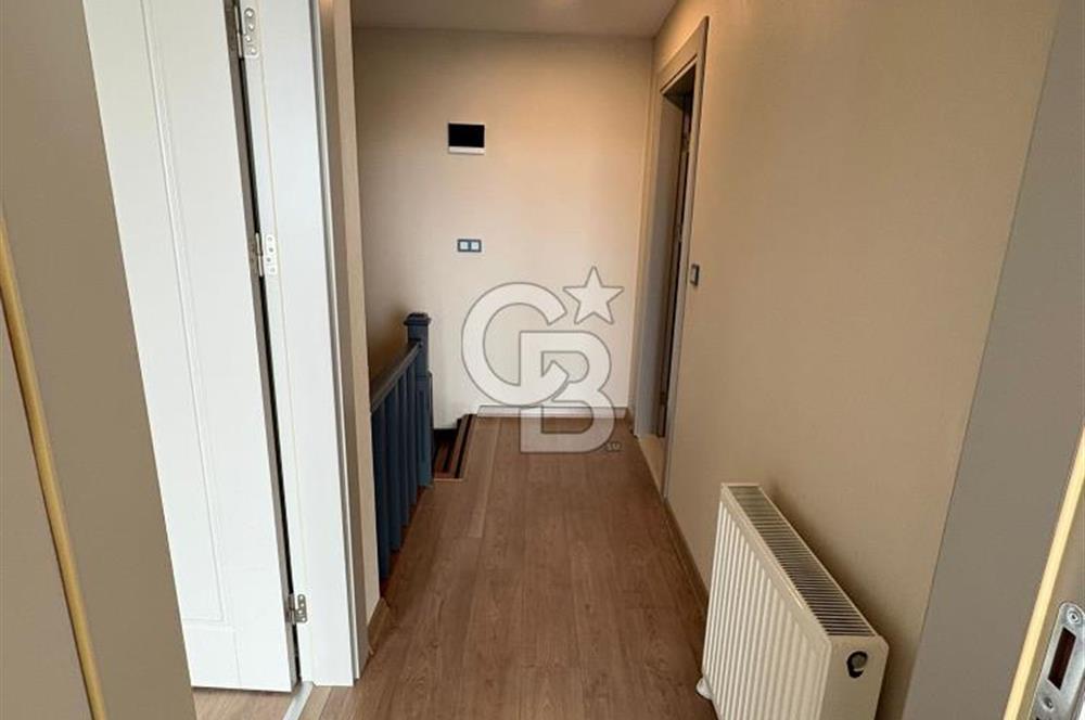 KARTEPE FORUM ANATOLIA SİTESİ’NDE 2+1 ÇATI DUBLEKS KİRALIK DAİRE